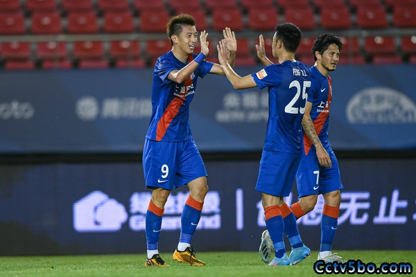 杨旭破荒曹赟定助攻双响 申花2-0海港