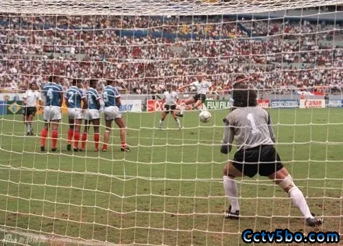 1986年世界杯，布雷默主罚任意球